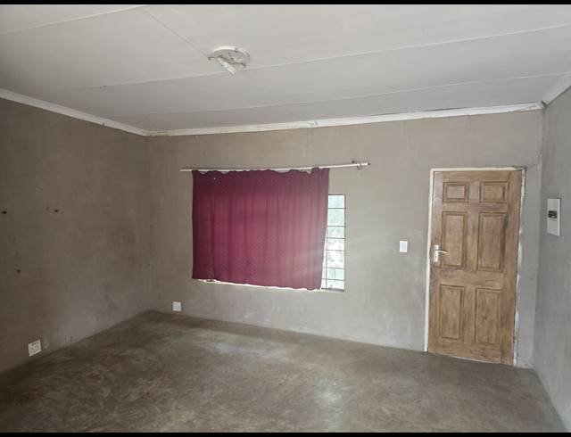 22.40HA FARM FOR SALE IN MOPANE